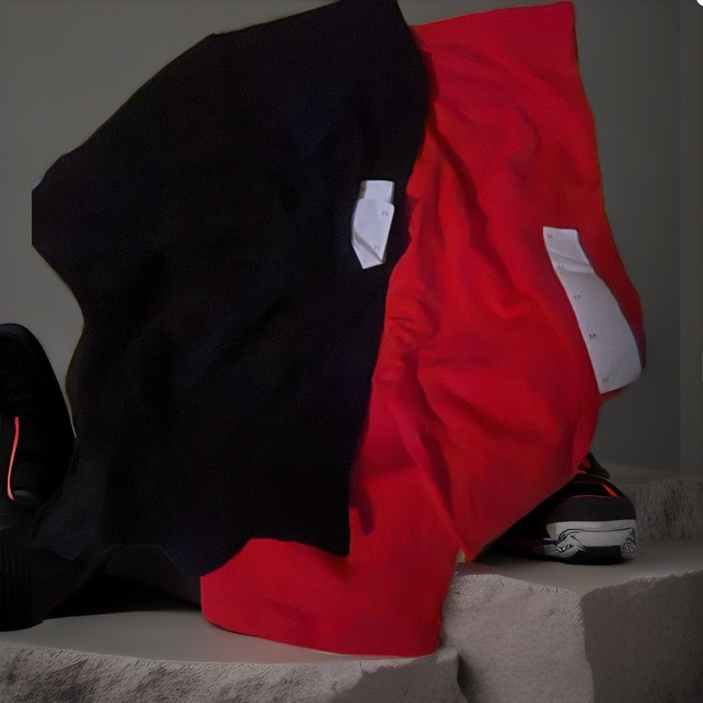 All in Motion Women's Red and Black Bike Shorts 2X - Picture 4 of 4